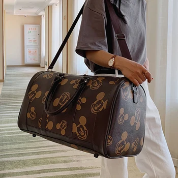 Модная женская дорожная сумка-тоут Disney с Микки Маусом, сумка для багажа унисекс, большая вместительная сумка-мессенджер на одно плечо, спортивная сумка для одежды 1