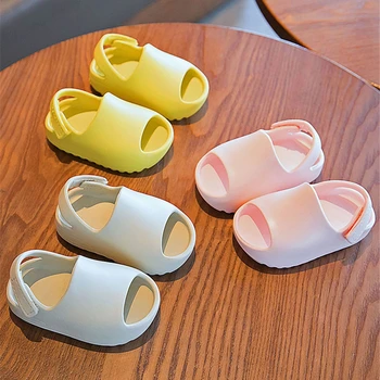 Детские домашние тапочки, нескользящая однотонная летняя домашняя обувь для мальчиков и девочек, светло-розовые пляжные сандалии 2